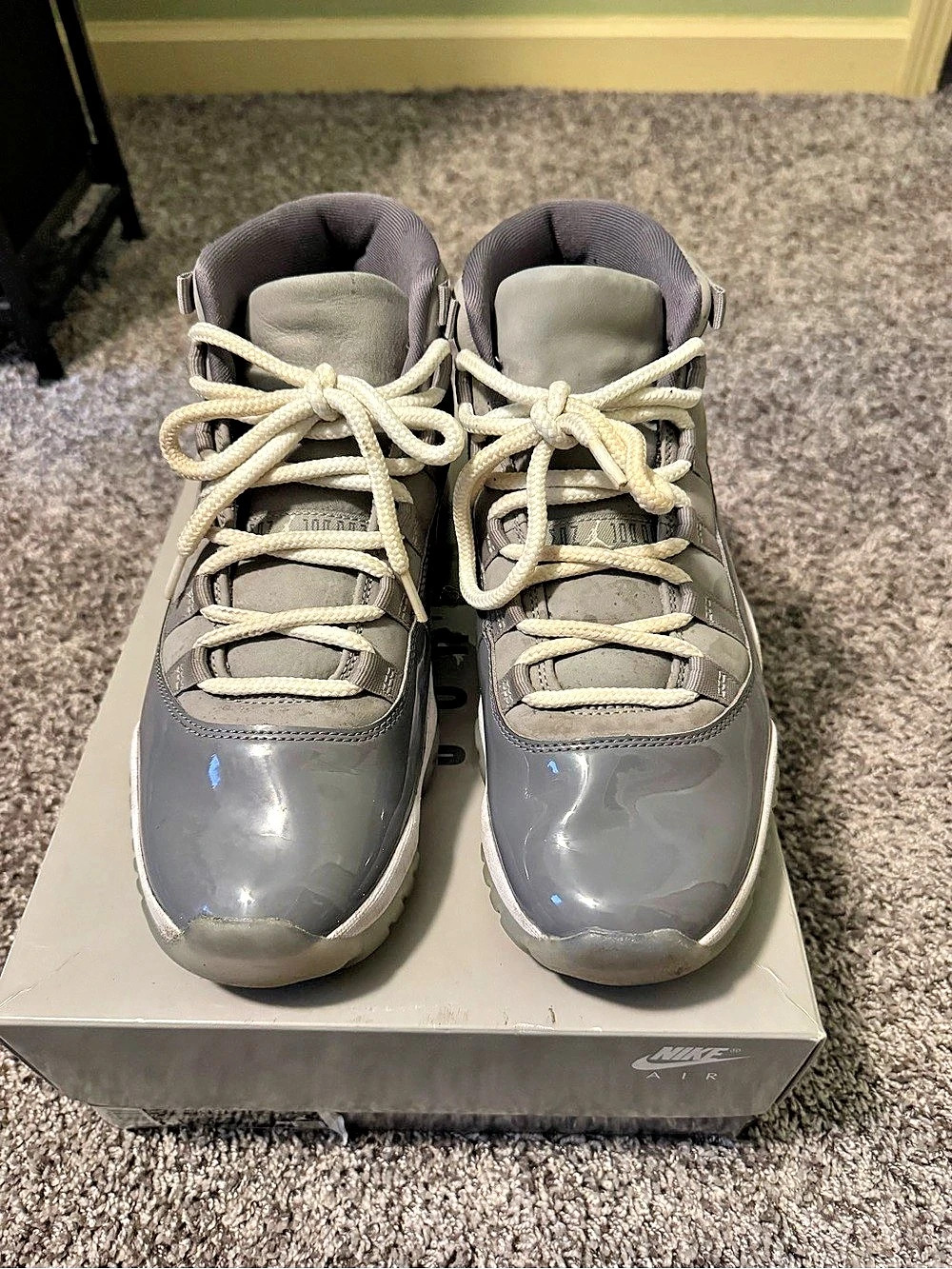Nike Air Jordan 11 Retro Gray & White US 9.5